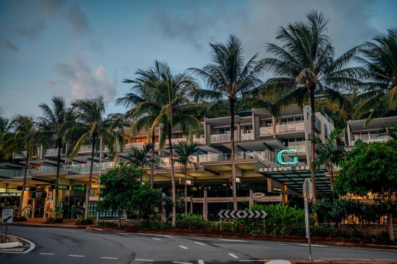 Coconut Grove Aparthotel Port Douglas Bagian luar foto