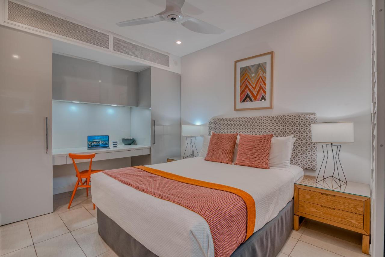 Coconut Grove Aparthotel Port Douglas Bagian luar foto