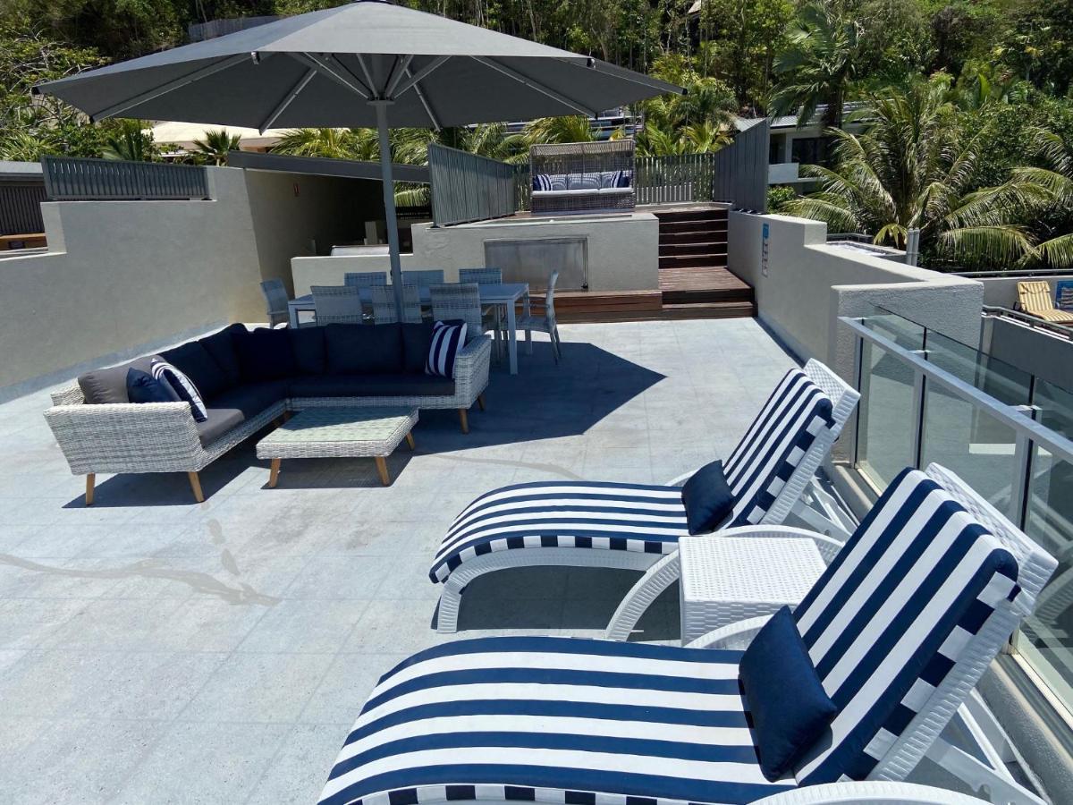 Coconut Grove Aparthotel Port Douglas Bagian luar foto