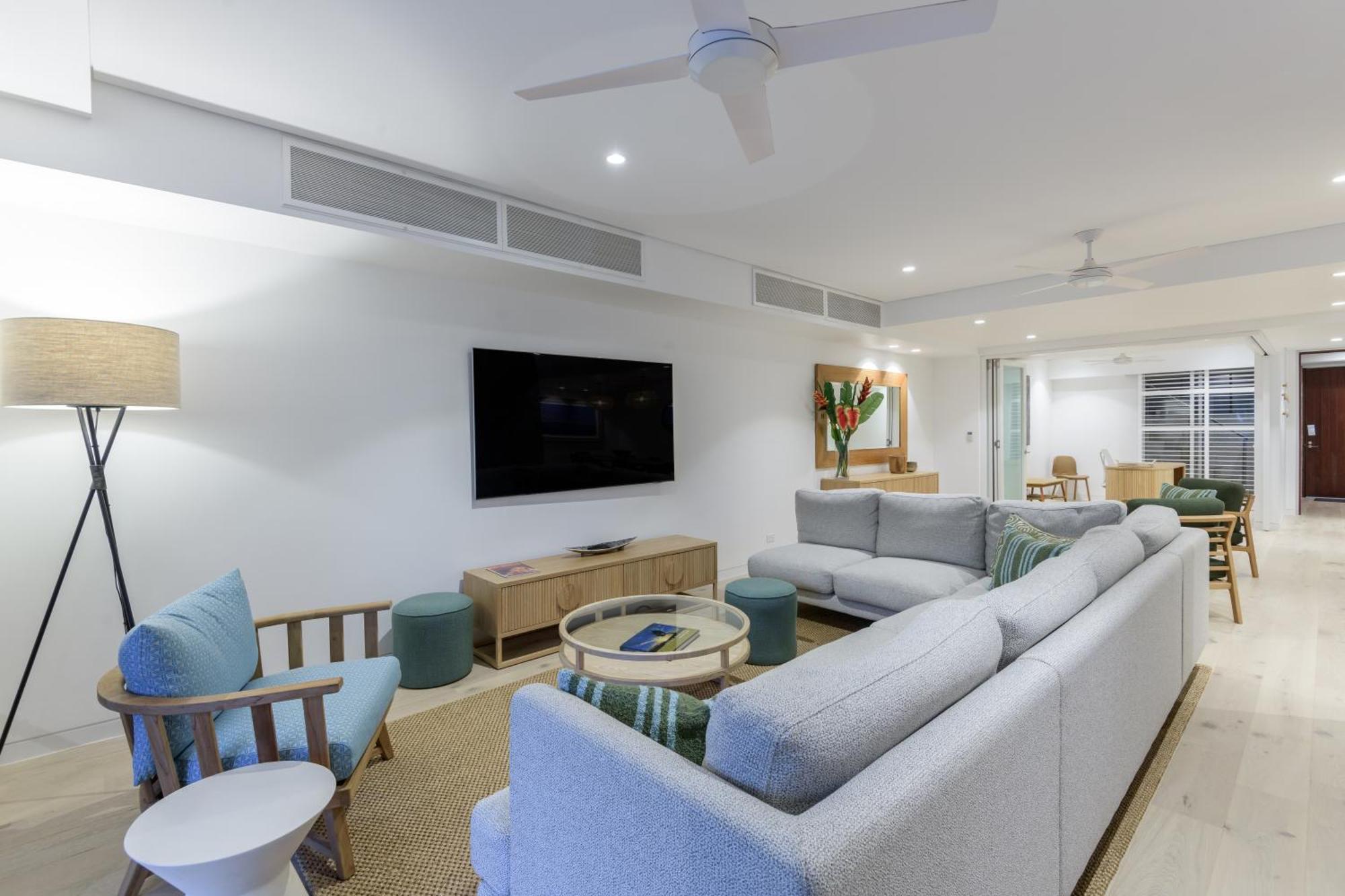 Coconut Grove Aparthotel Port Douglas Bagian luar foto
