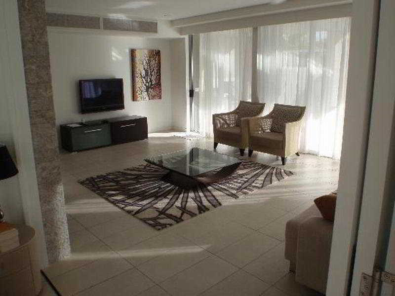 Coconut Grove Aparthotel Port Douglas Bagian luar foto