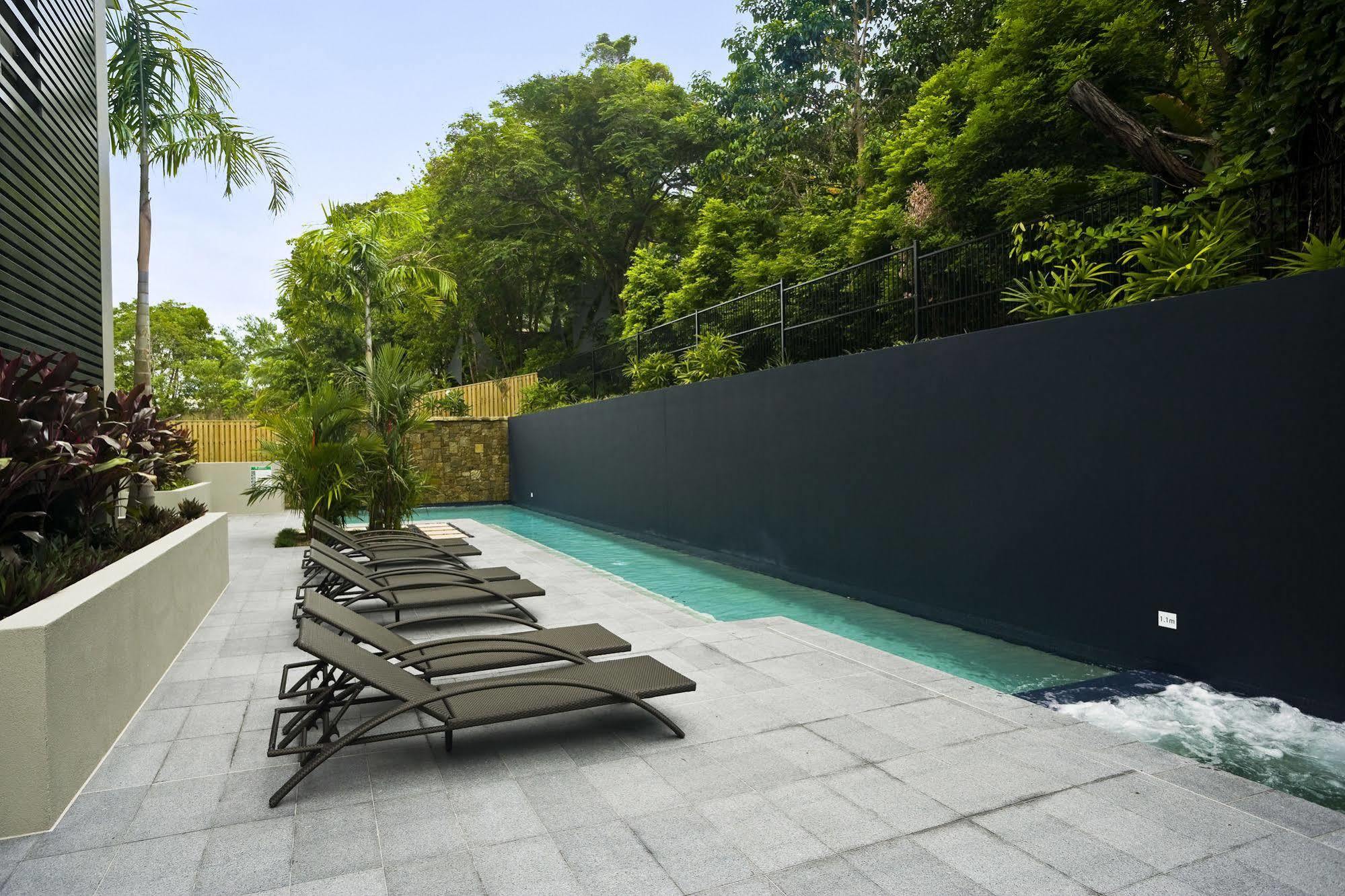 Coconut Grove Aparthotel Port Douglas Fasilitas foto