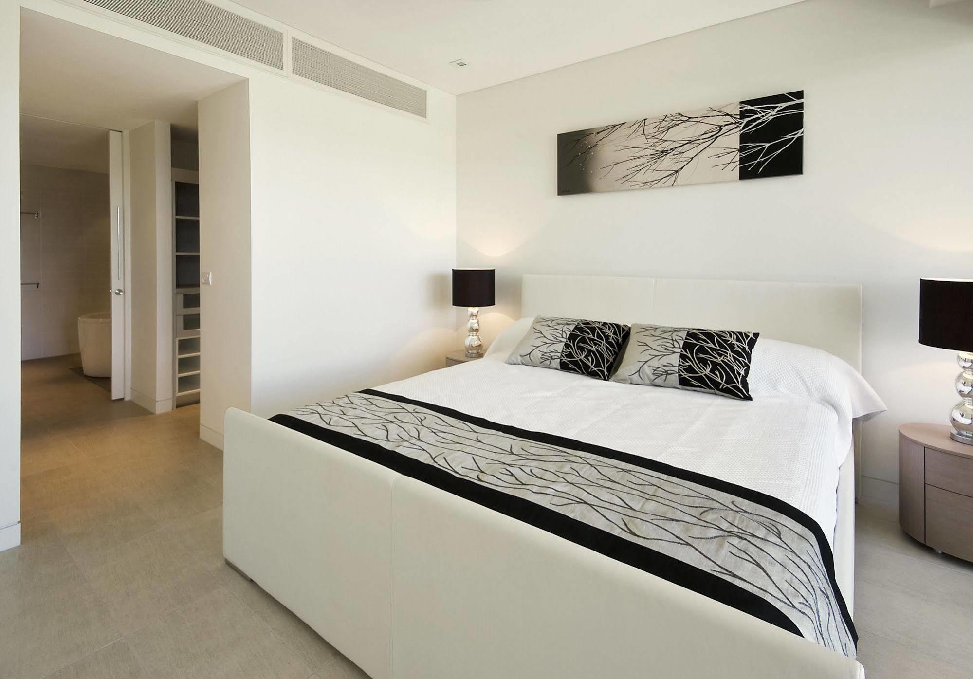 Coconut Grove Aparthotel Port Douglas Ruang foto