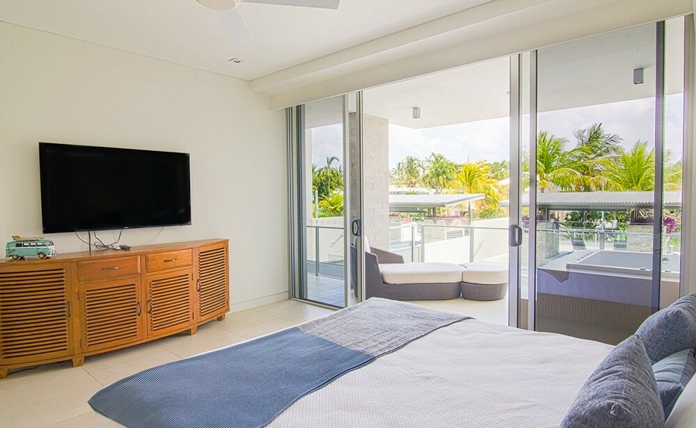Coconut Grove Aparthotel Port Douglas Bagian luar foto